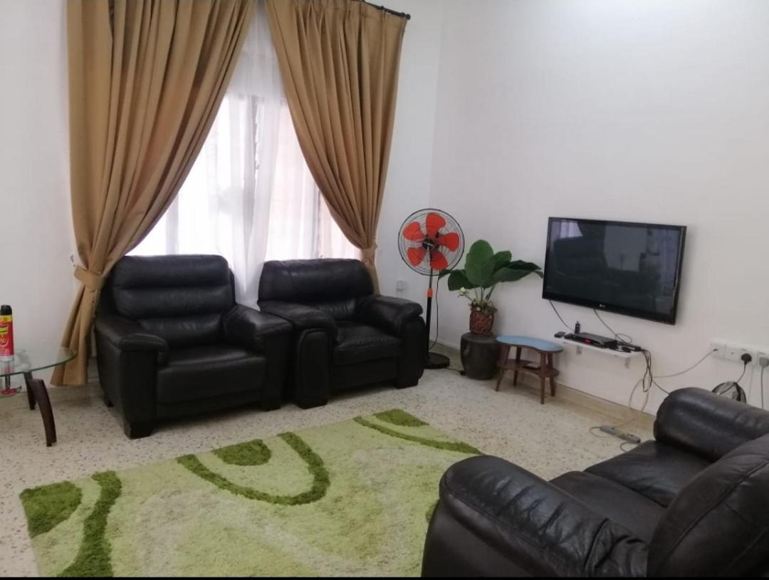 Che Na Homestay Pontian Pontian Kecil Eksteriør billede